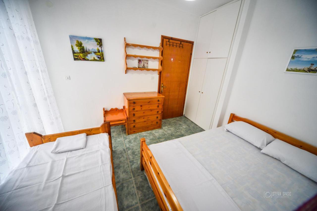 Ferienwohnung Apartman Porto Blue Lux Pefkochori Exterior foto