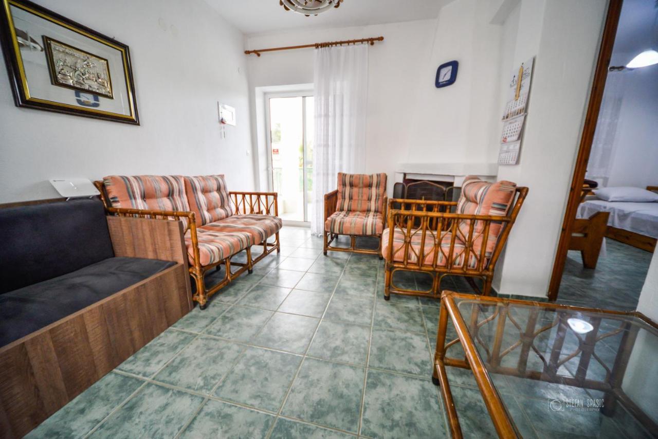 Ferienwohnung Apartman Porto Blue Lux Pefkochori Exterior foto