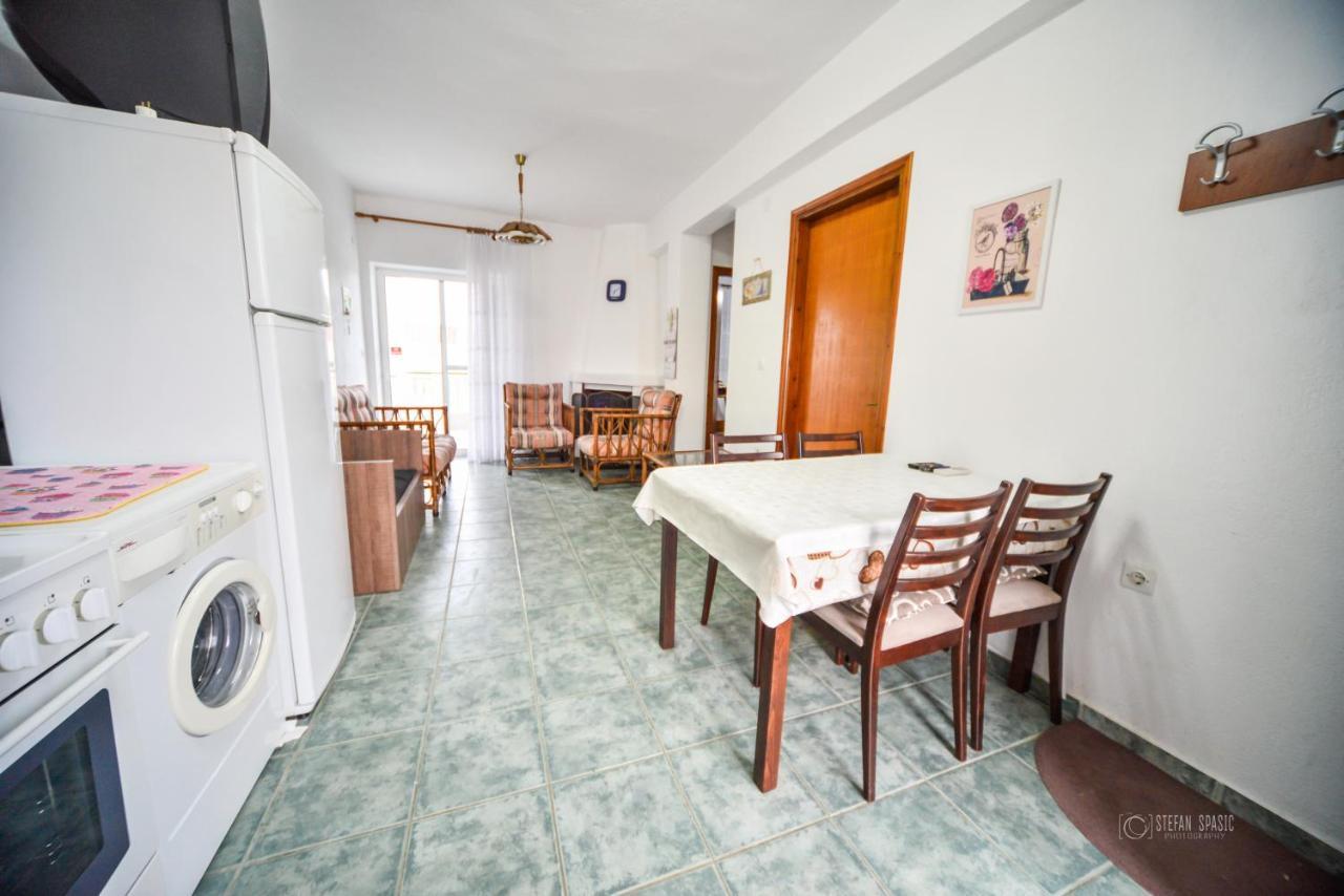 Ferienwohnung Apartman Porto Blue Lux Pefkochori Exterior foto