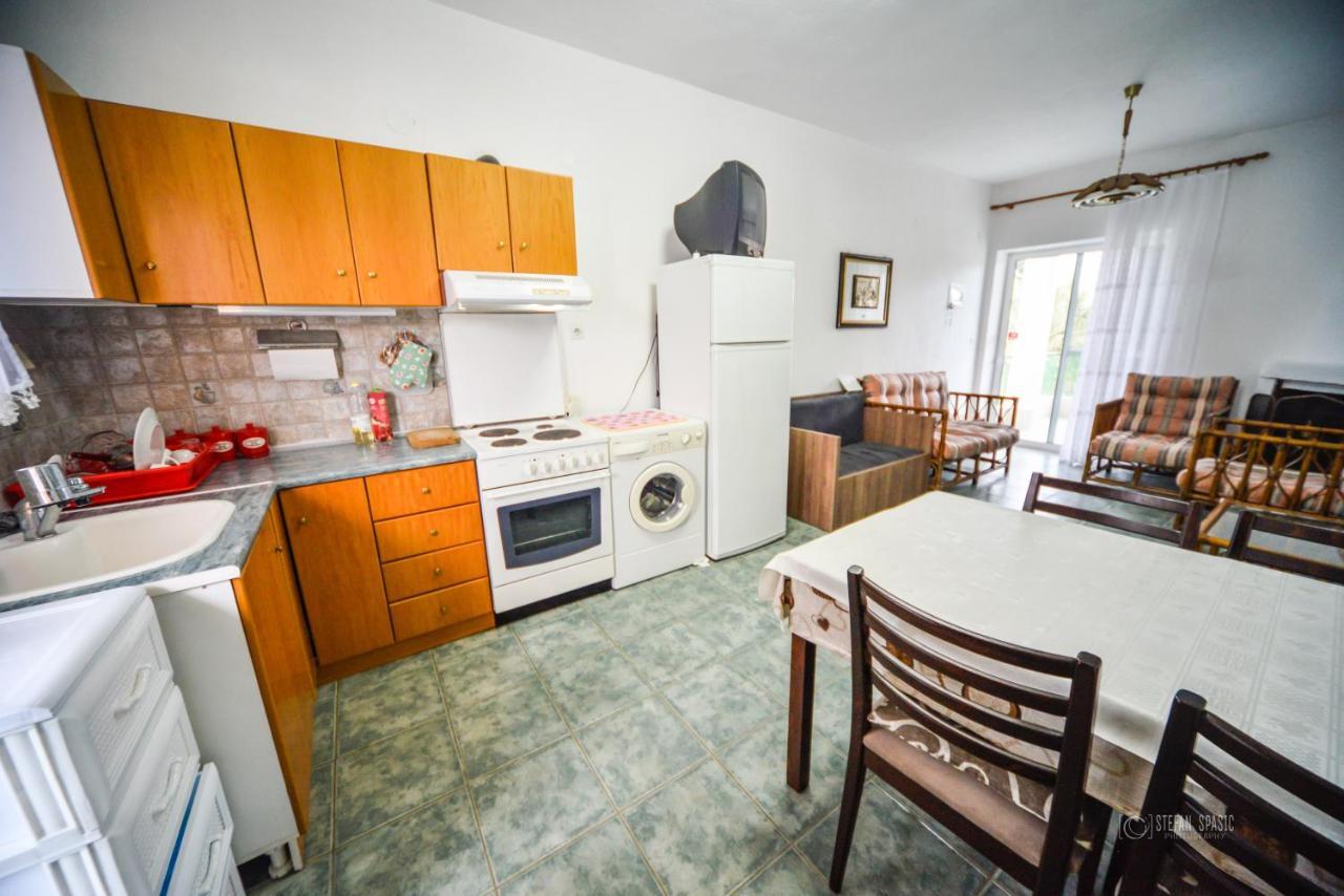 Ferienwohnung Apartman Porto Blue Lux Pefkochori Exterior foto