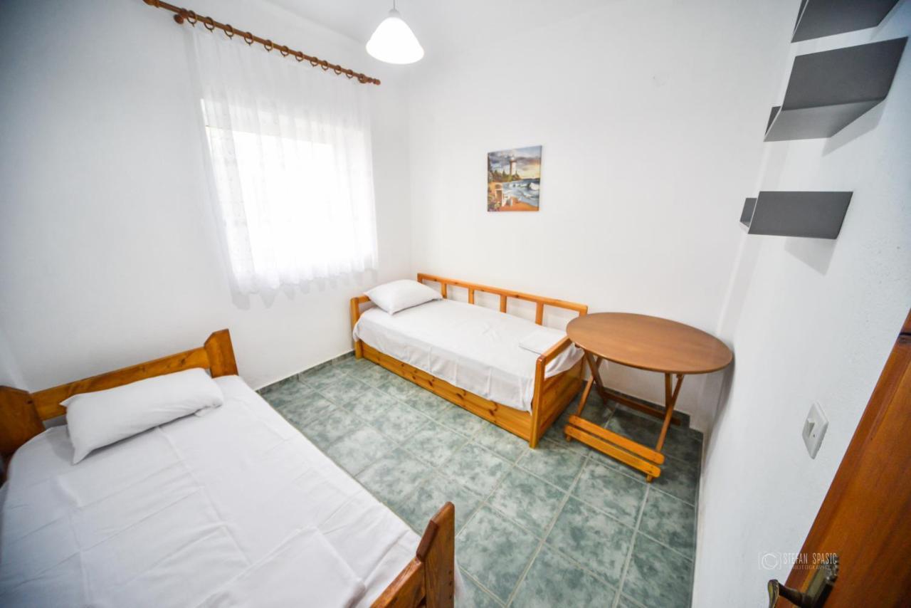 Ferienwohnung Apartman Porto Blue Lux Pefkochori Exterior foto